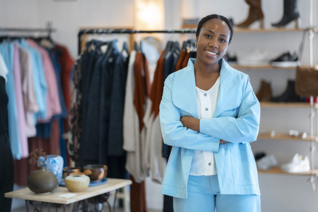 coup-moyen-femme-noire-qui-dirige-une-petite-entreprise